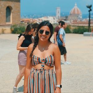 Meet your Posher, Azi